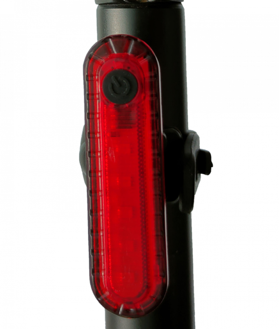 Lumina SILVIS spate bicicleta rosie incarcare